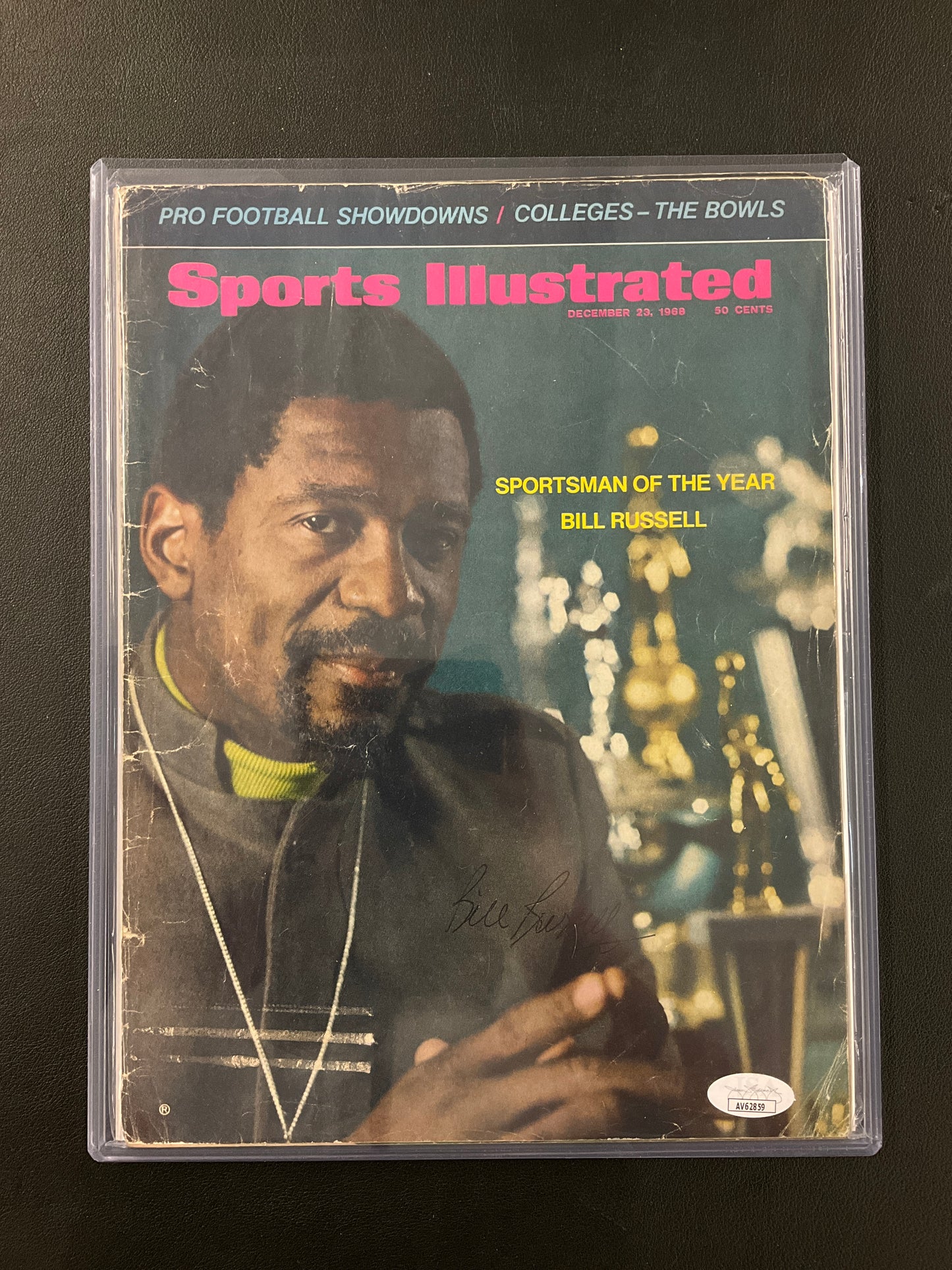 Bill Russell Signed Sports Illustrated NBA JSA Certified Auto Boston Celtics 1968
