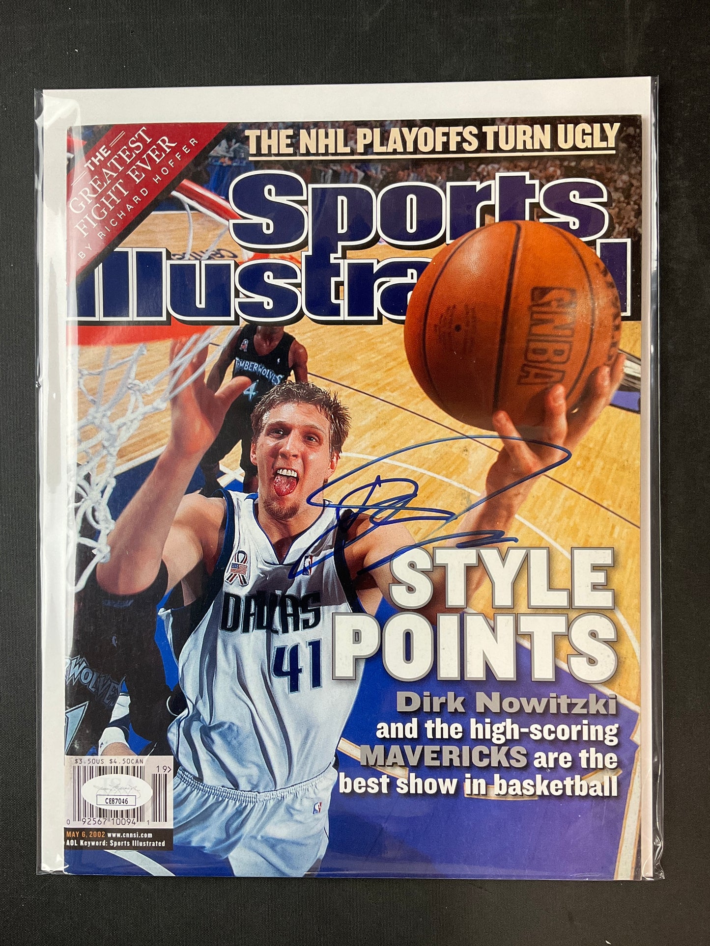 Dirk Nowitzki Signed Sports Illustrated NBA JSA Certified Auto Dallas Mavericks