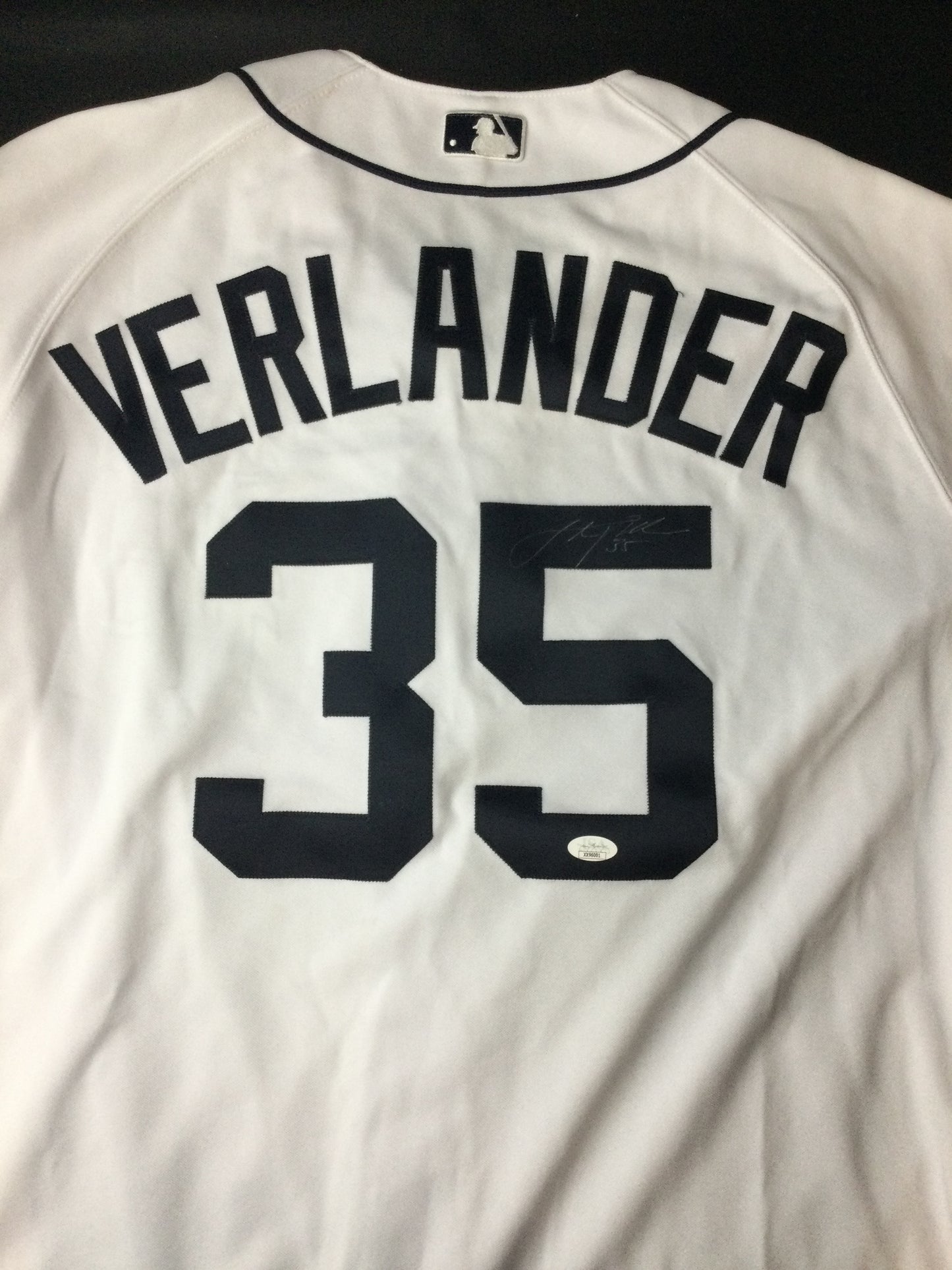 Justin Verlander SIGNED Detroit Tigers Majestic Jersey JSA LOA Tough!