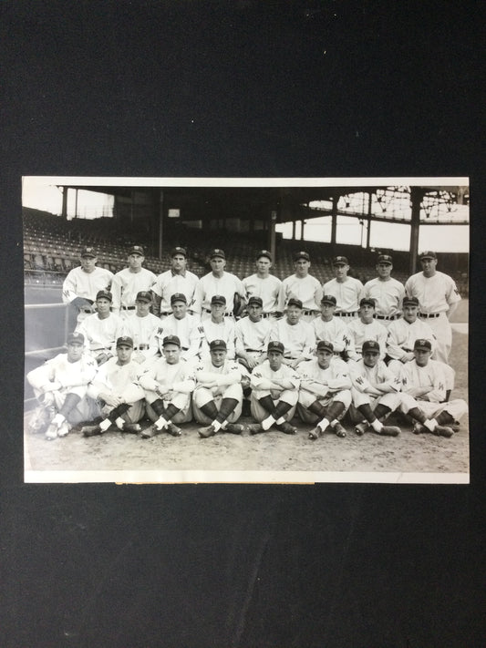 Washington Senators Vintage Type 1 Wire Photo of the entire Team in 1937!