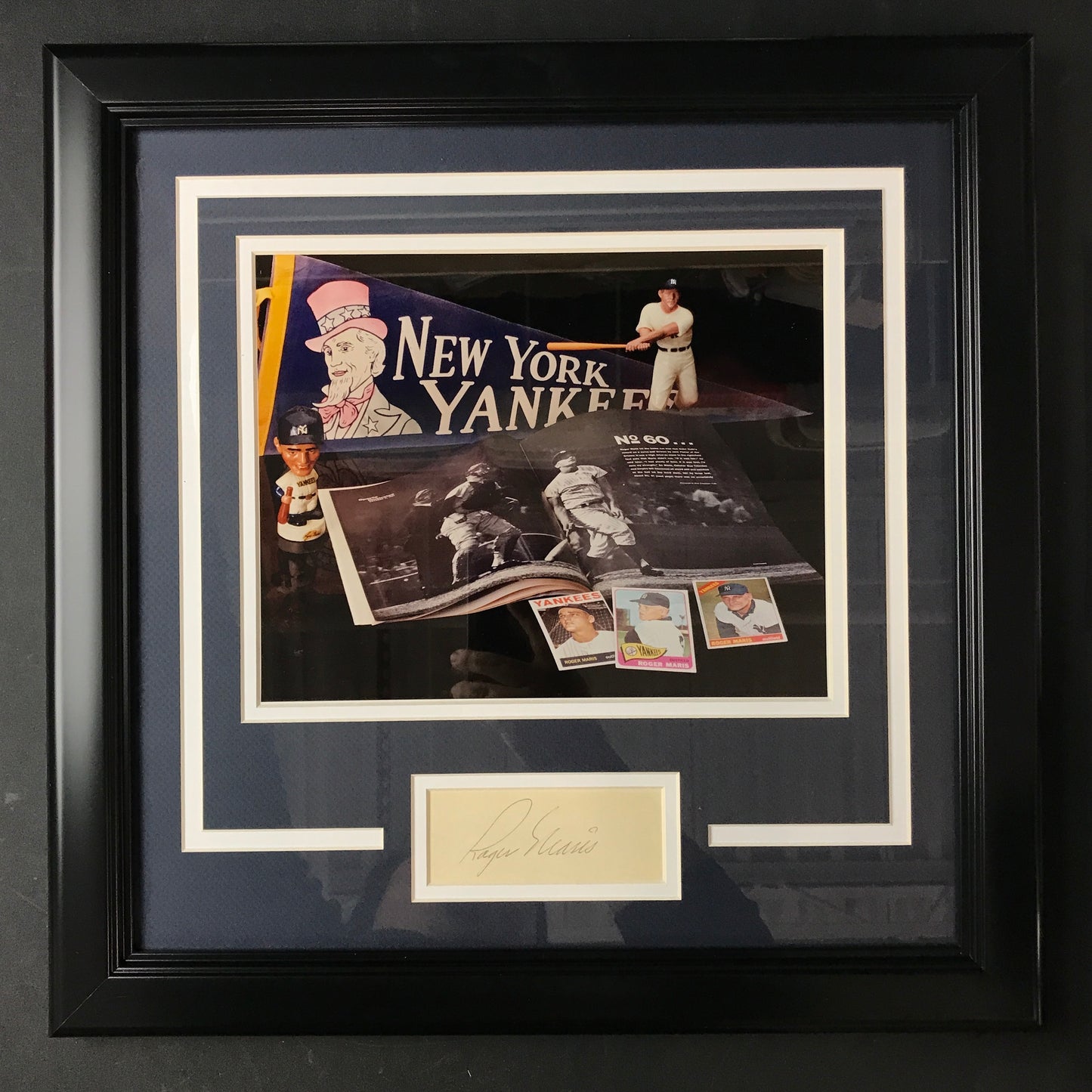 Roger Maris Signed cut with Photo, Professionally Framed with JSA LOA RARE