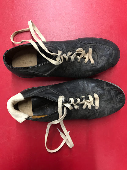 Jim "Catfish" Hunter Original Game Worn Cleats from the early 1970's