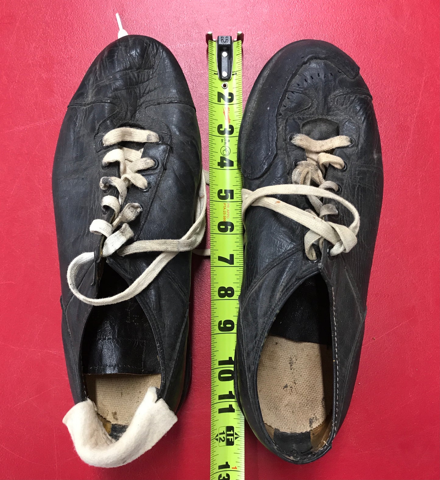 Jim "Catfish" Hunter Original Game Worn Cleats from the early 1970's