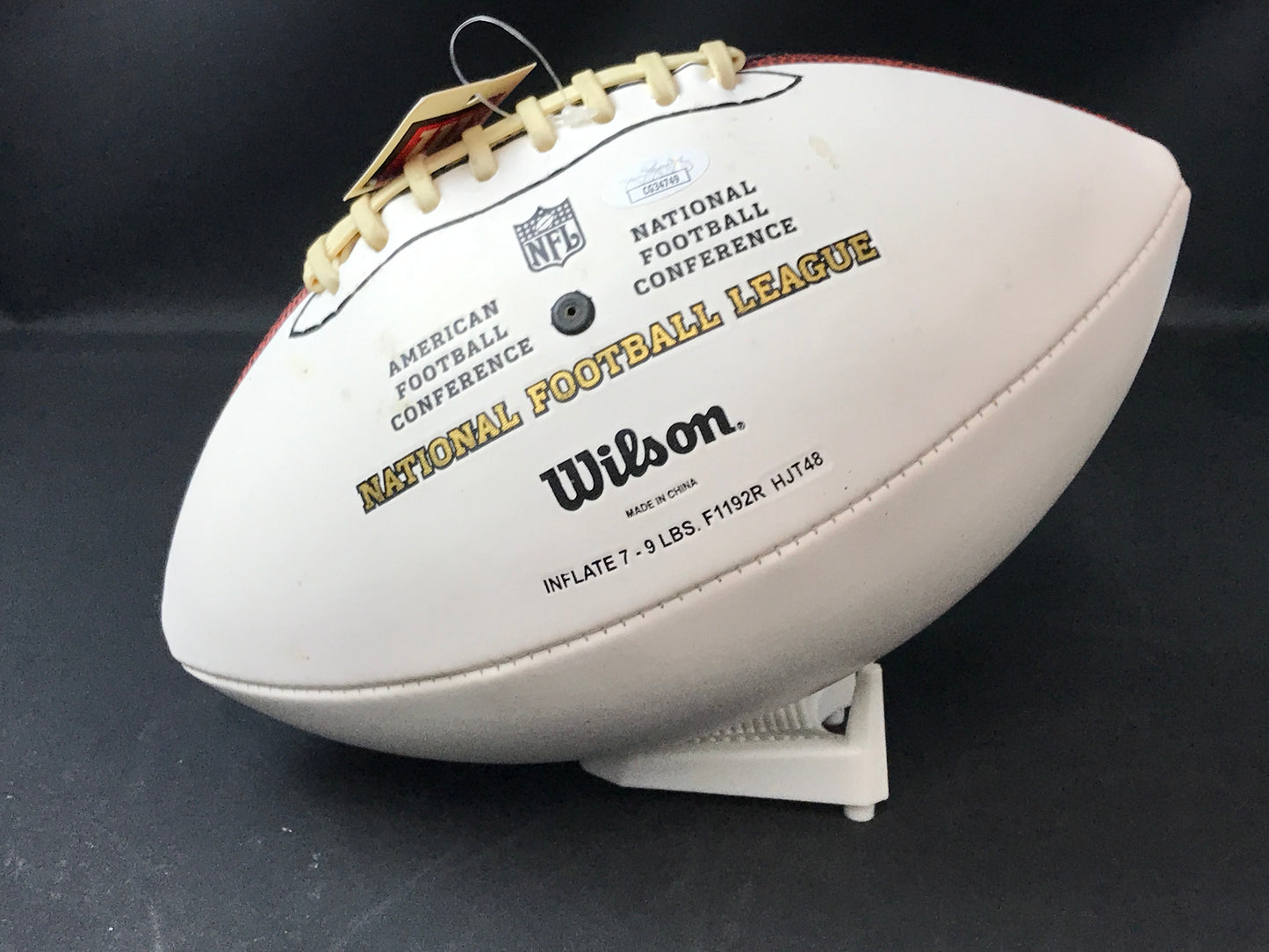 Kurt Warner Signed Wilson Football, brand New & JSA Certified Rams HOF