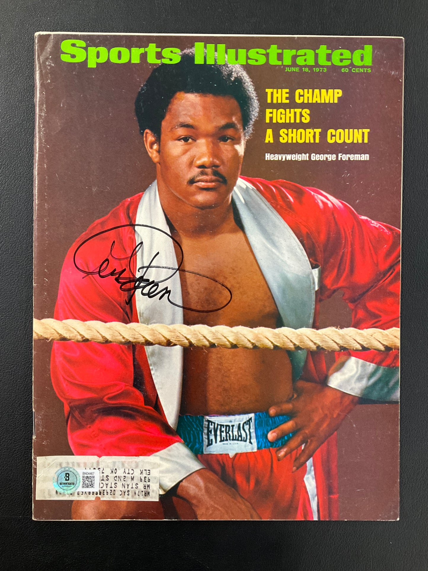 George Foreman Signed Sports Illustrated Boxing Beckett Certified Auto 1973