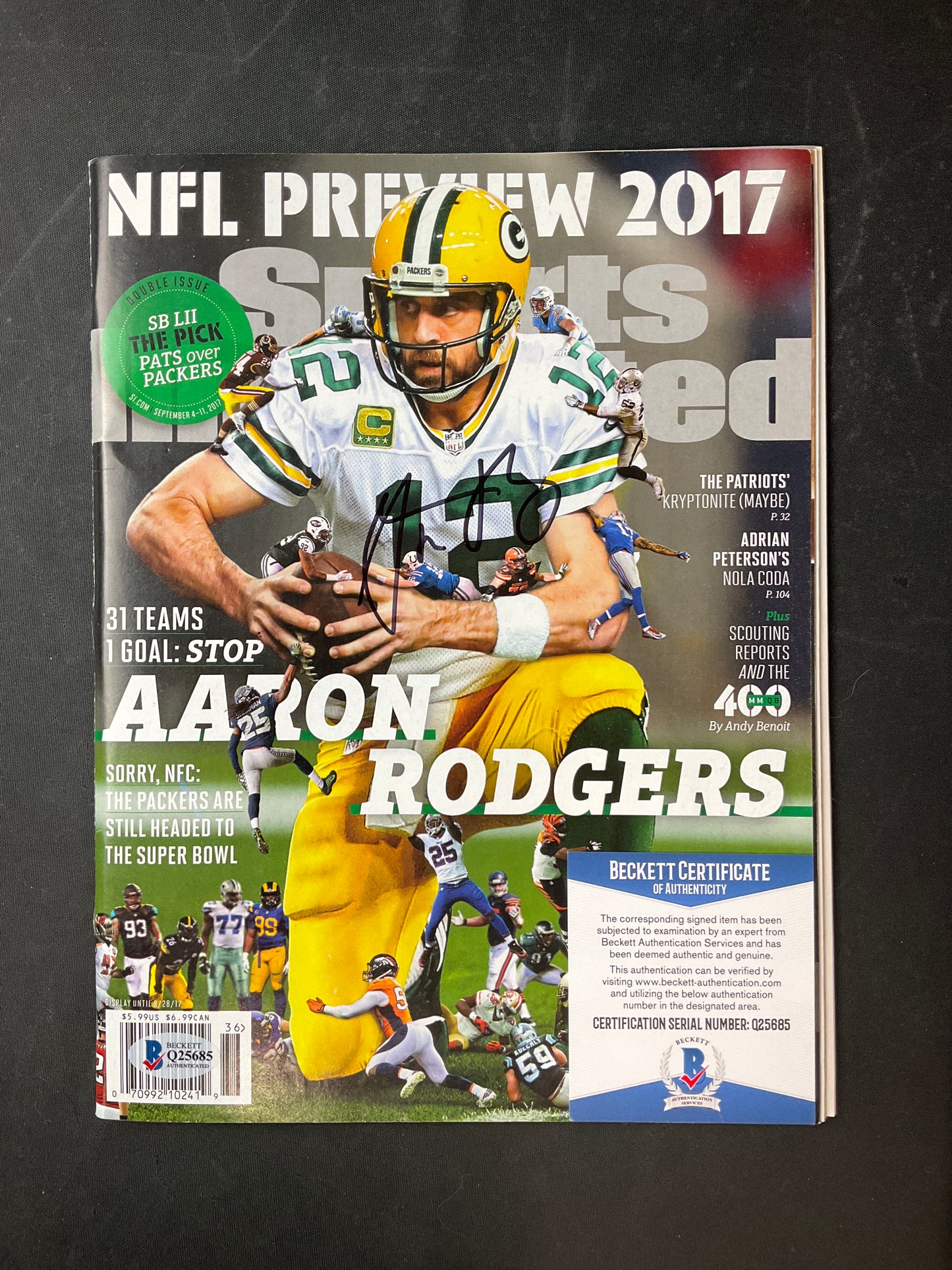 Aaron Rodgers Signed Sports Illustrated NFL Beckett Certified Auto Green Bay Packers