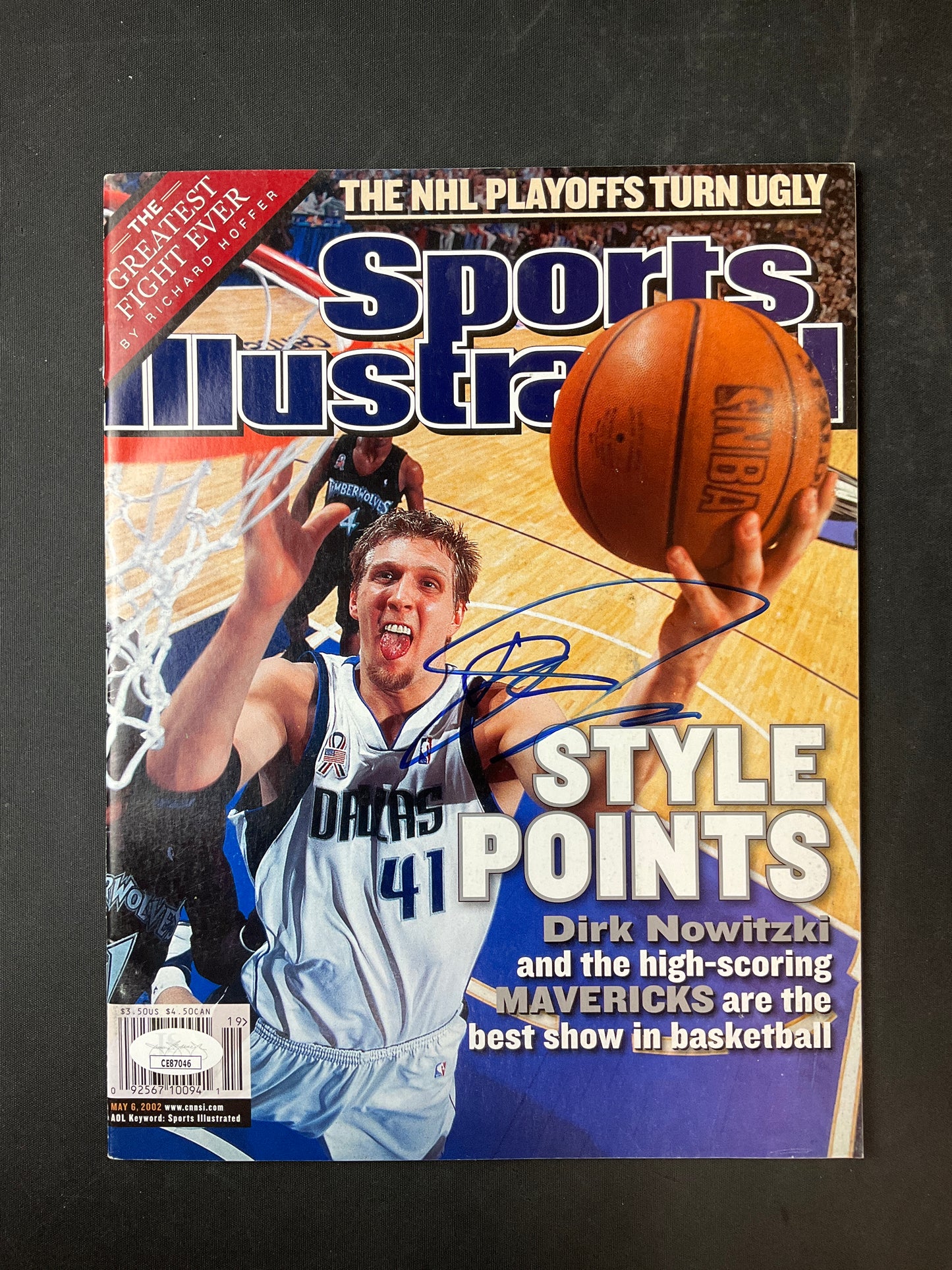 Dirk Nowitzki Signed Sports Illustrated NBA JSA Certified Auto Dallas Mavericks