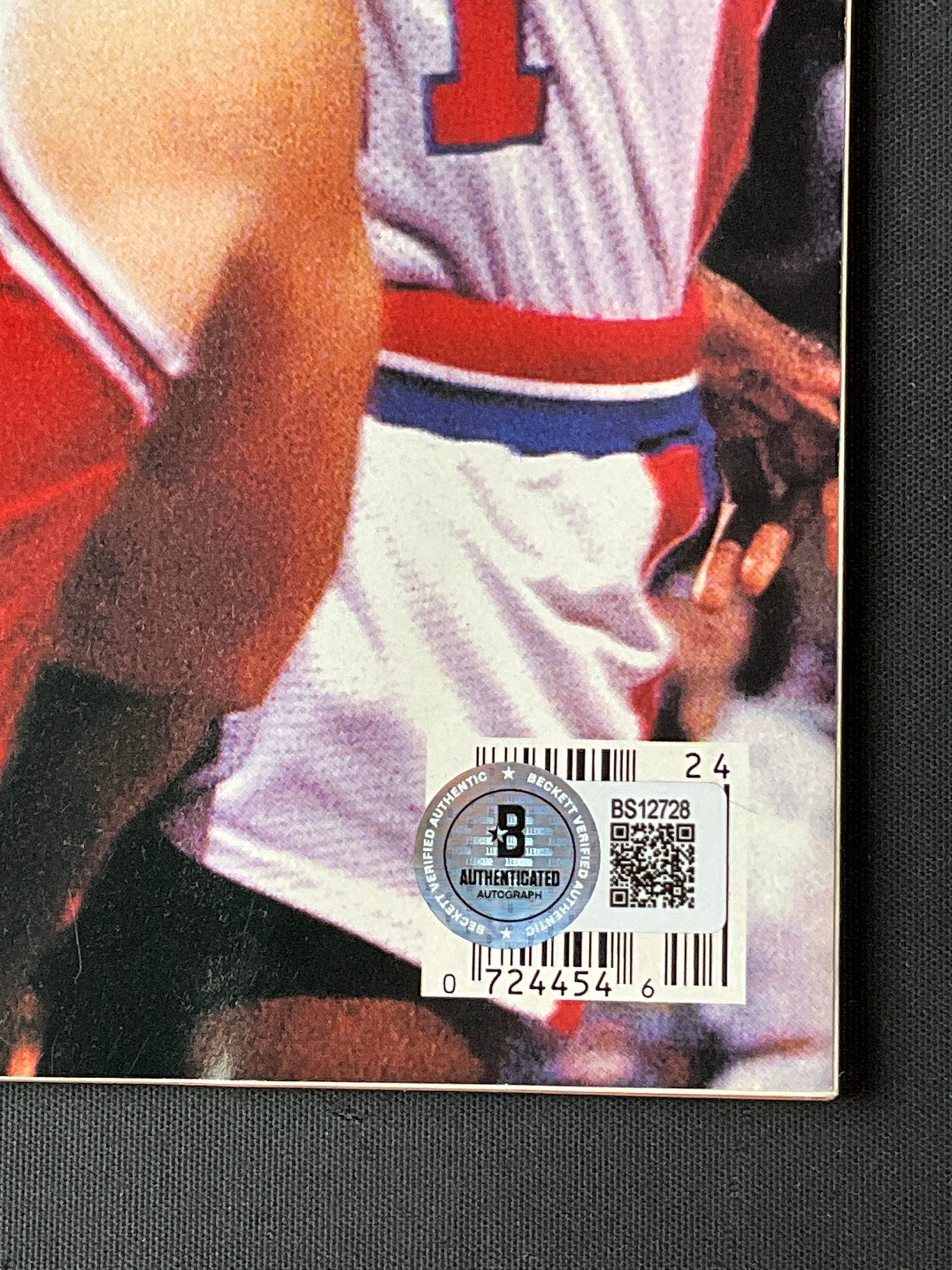 Isiah Thomas Sports Illustrated NBA Beckett Certified Auto Detroit Pistons